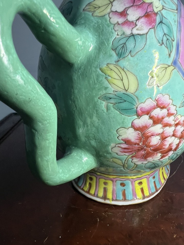 Chinese Antique Famille Rose Medallion Porcelain Cadogan Teapot Wine