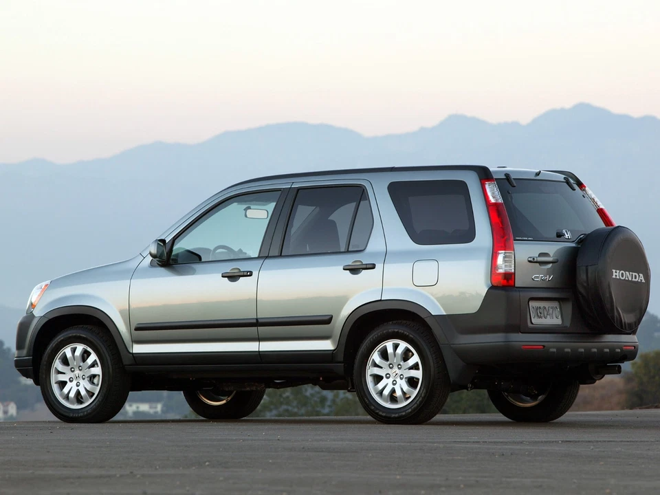 02-06 for Honda CR-V 2nd gen RD Tailgate Trunk lid weatherstrip rubber seal - Image 4 of 4