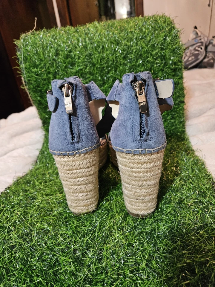Marc Fisher Womens Calita Blue Wedge Sandals Platforms 6 M - Image 4 of 4