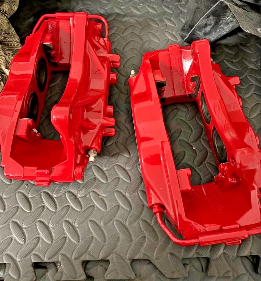 Mitsubishi evolution OEM front evo 8-9 caliper - Image 2 of 3