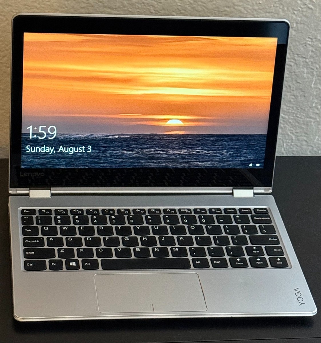Lenovo - でごいちLenovo  YOGA 710 11IKB Lenovo Yoga 710-11IKB 80V6 - Flip design - Intel Core i5