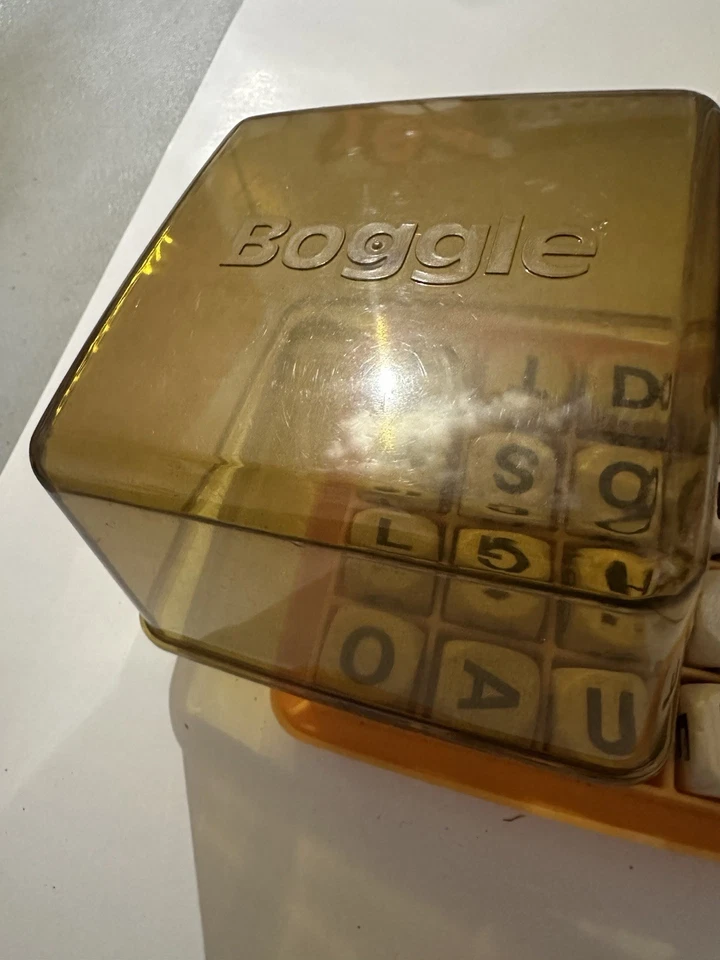 Vintage 1976 Boggle Word Game – Complete Parker Bros Set w/ Timer & Box - Image 2 of 4