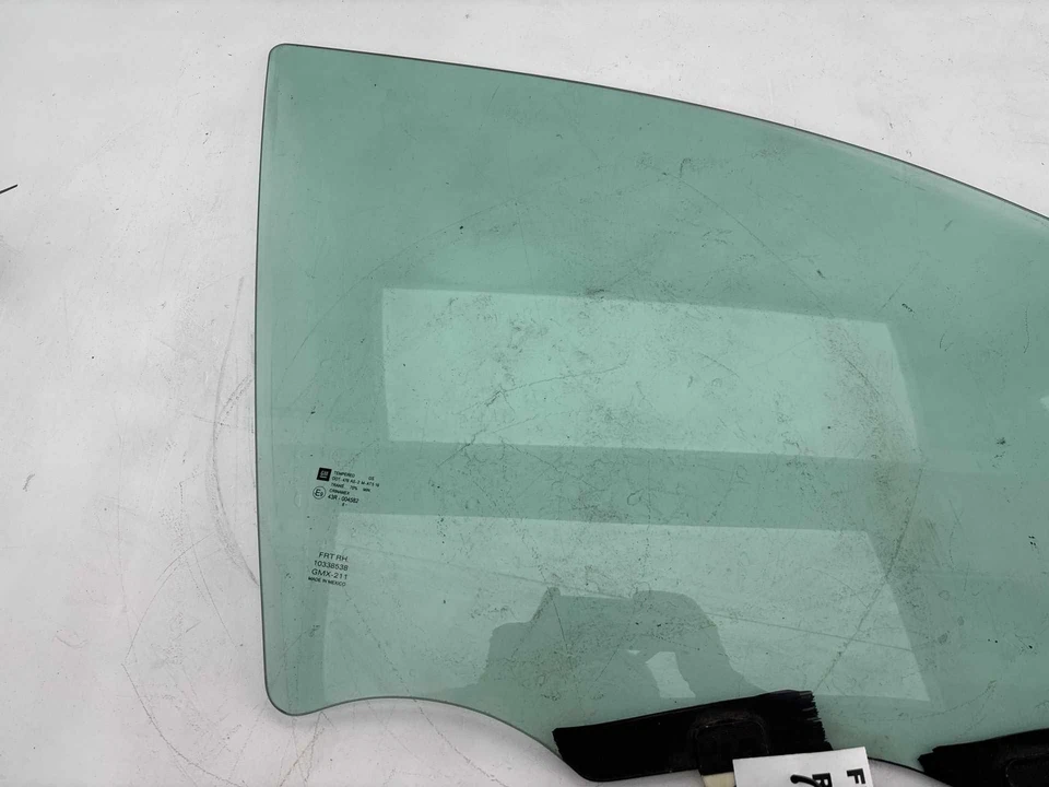 Chevrolet Impala 2006-2016 puerta delantera derecha pasajero ventana vidrio OEM Foto 2 de 4