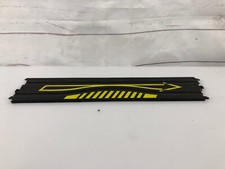 TYCO 15" SQUEEZE TRACK B5872/3034 Slot Car Yellow Black