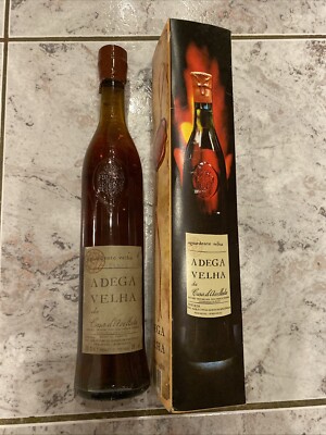 BRANDY AUS PORTUGAL ca. 40 Jahre Alt, 0,70 Liter, 39% Vol. OVP UNGEÖFFNET 