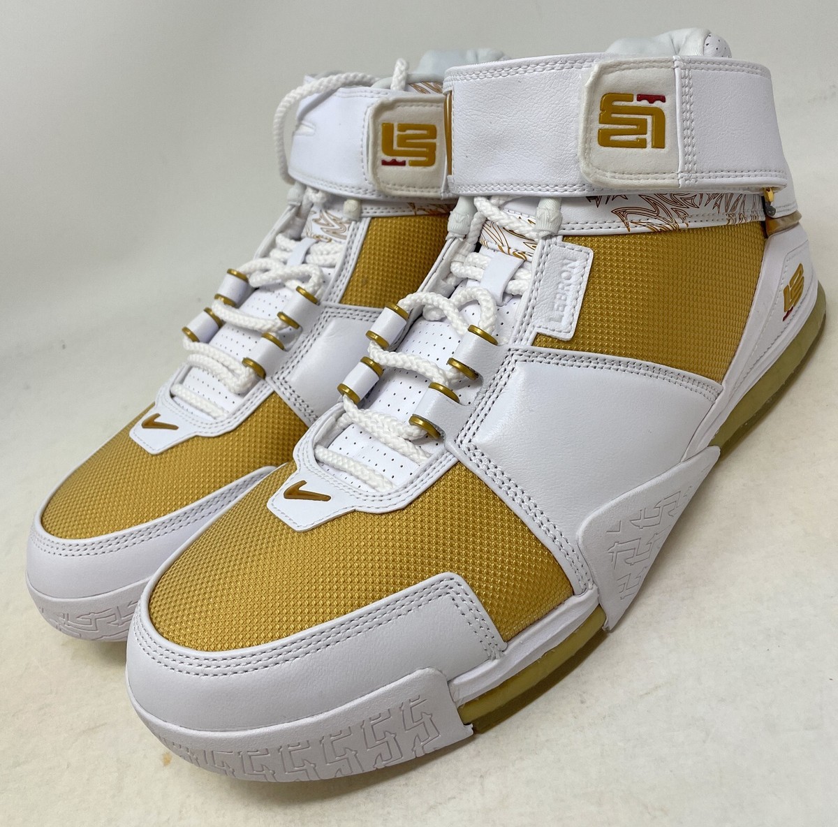 Size 11.5 - Nike Zoom LeBron II (Metallic Gold) | eBay