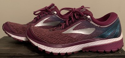 burgundy brooks shoes