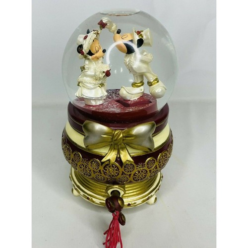 Disney Mickey & Minnie Mouse Victorian Christmas Snow Globe Musical Works - Picture 2 of 8