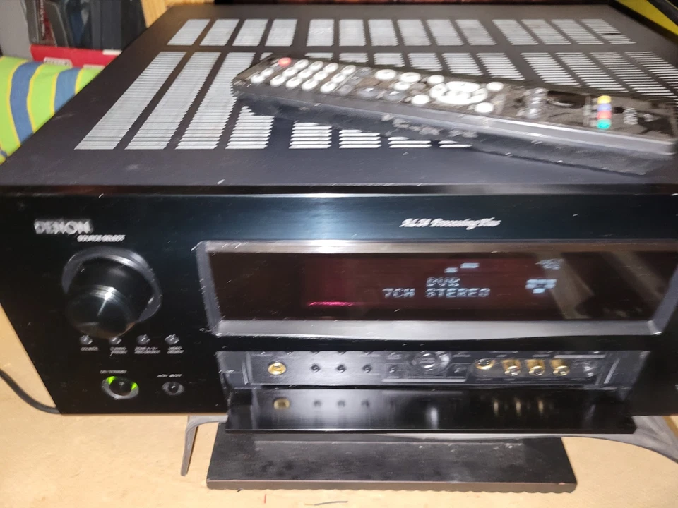 Denon AVR-3808CI 7.1-Channel Home Theater 910W Receiver  - Image 2 of 4