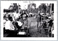 Vtg B&W Snapshot Group Men Women Lawn Party Palm Trees Florida Feb 1955 Photo