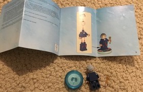 The Doctor Dr. Who Lego Dimensions 71204 LEGO Minifigure With Base + booklet