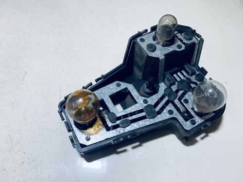 95vw13n004da Lampenträger Rücklicht Rückleuchte innen Heckklap DE1228982-59
