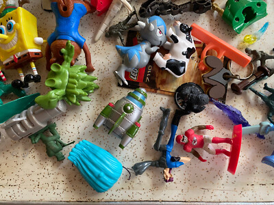 Vintage To Now Toy Lot Action Figured Accessories Weapons Vintage To Now Toy Lot Action Figured Accessories Weapons