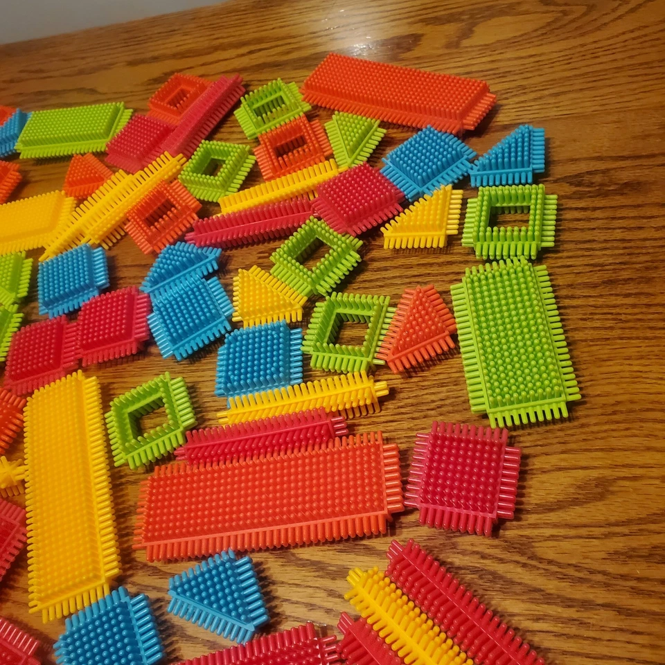 Bristle Blocks Lot x 235 Interlocking Building Stem Toys Bricks Stacking Sensory - Image 4 of 4