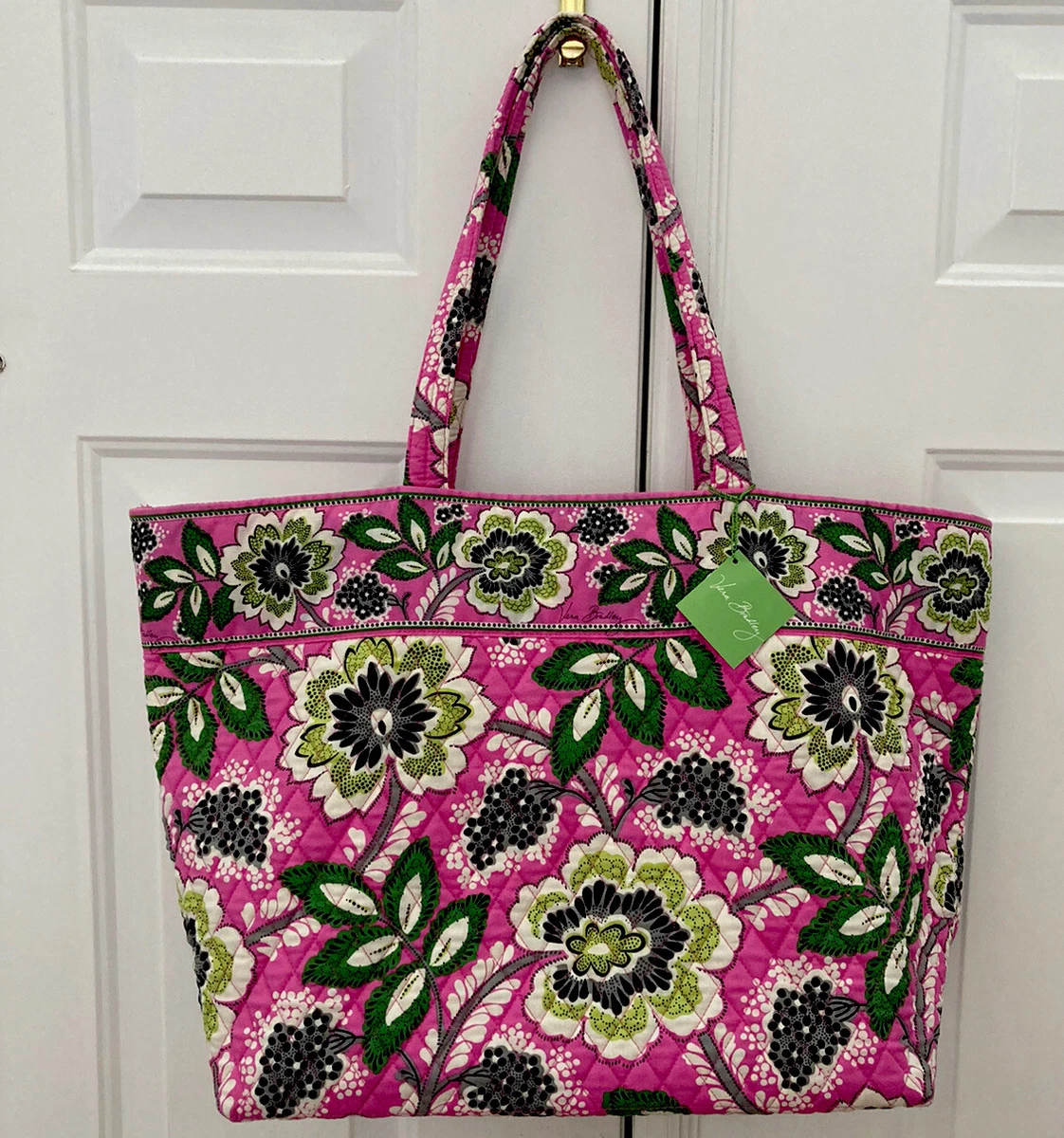 Vera Bradley | Large Glenna and Pleated Tote Comparison - YouTube