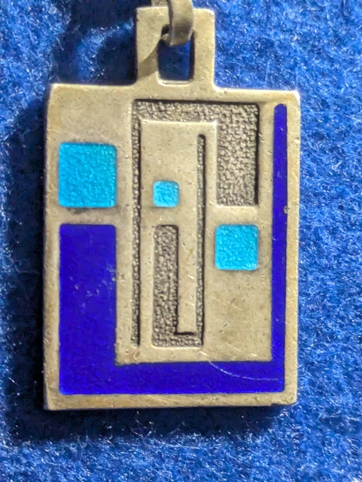 Ciondolo in argento 800 smaltato geometrico anni ’70 vintage peso 11g. - Immagine 2 di 4