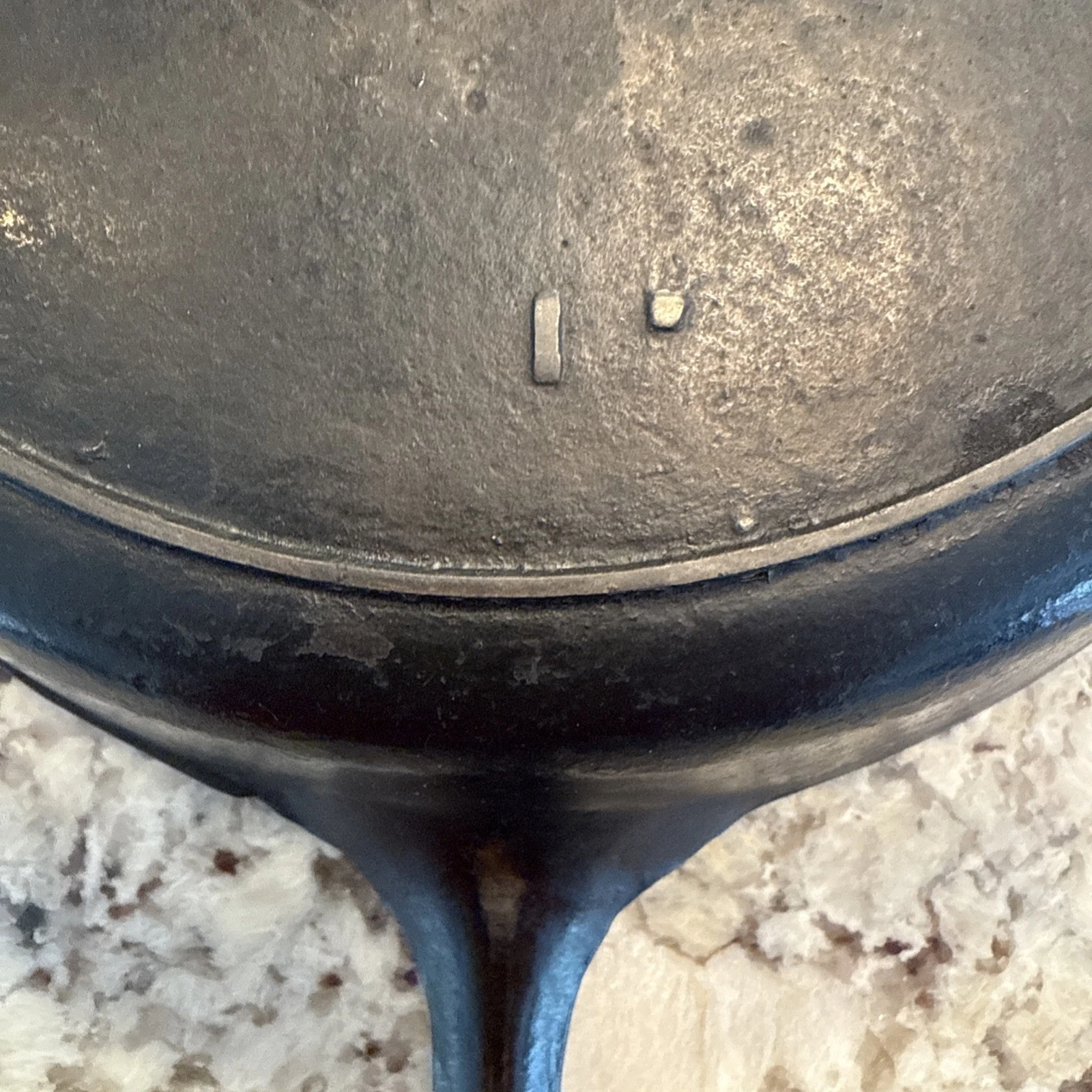Vtg Antique Raised Unknown Maker Gate Mark Cast Iron Skillet Pan Heat Ring
Opens in a new window