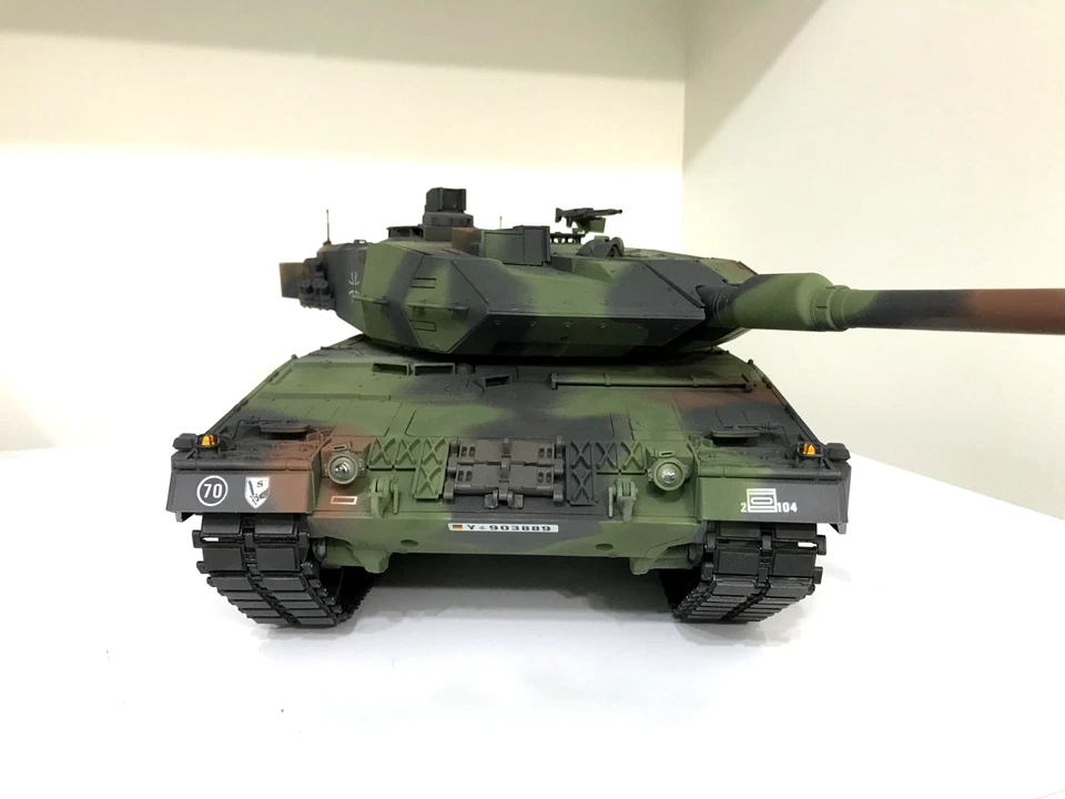 Heng Long 1/16 German Leopard 2A6 RC battle tank 2024 steel gear TK7.0 - Image 2 of 4