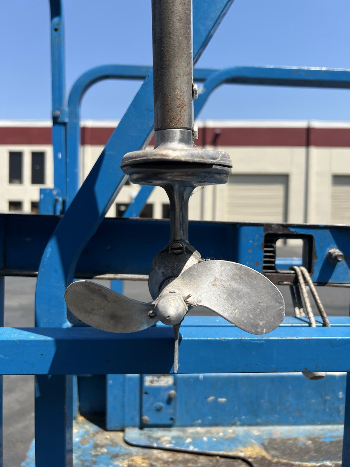 EVINRUDE ELTO Outboard Boat Motor - Small And Untouched Or Messed With