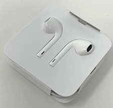 Apple White Wired Earbuds with Lightning Connector and 3.5mm Adapter Open Box