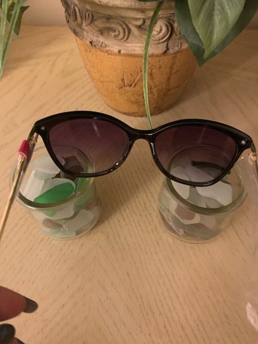 Foster Grant Black Eyecat W/ Rhinestone Temple SunglassesNS0198 MIREYA CGR - Picture 7 of 12