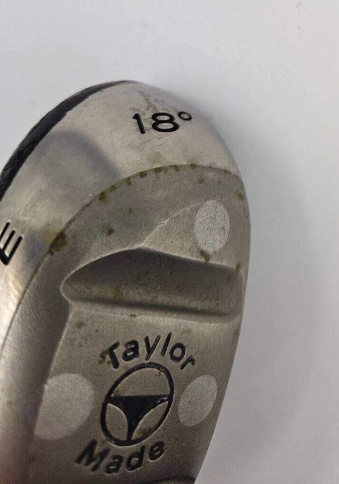 Taylormade Rescue Titanium 18° 2 Hybrid, Regular Flex Graphite Shaft - Image 2 of 4