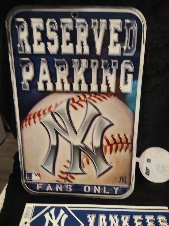 NEW YORK YANKEES Fan Pack BASEBALL  License Plate, Bumper Sticker & Large Sign  - Image 4 of 4