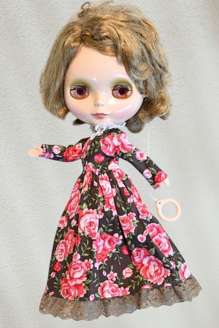 Neo Blythe French Trench Takara Tomy Doll with Jenny Outfit Preowned No Custom