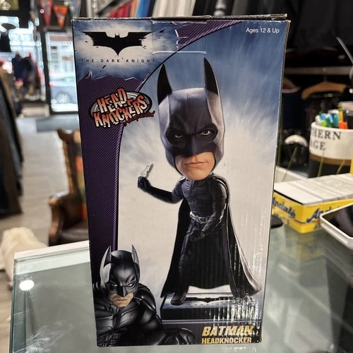 MIB!!  NECA HEAD KNOCKERS '' BATMAN THE DARK KNIGHT ''  BOBBLE HEAD