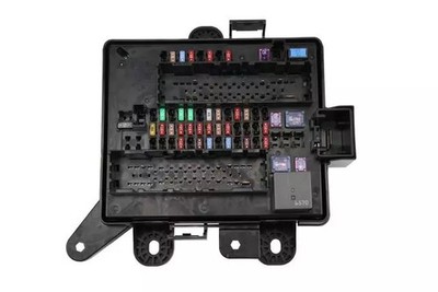 Genuine GM Body Wiring Harness Junction Block 84044725