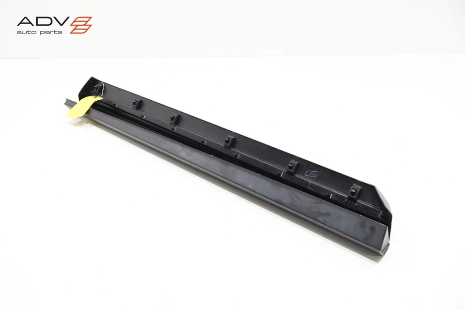 LEXUS RX450H RX350 2016-2022 puerta delantera izquierda lado del conductor moldura inferior OEM Foto 4 de 4