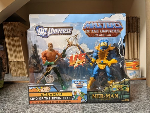 Aquaman vs Mer-man DC Universe Vs. MOTU Classics New In Package Mattel Toys R Us - Zdjęcie 1 z 4