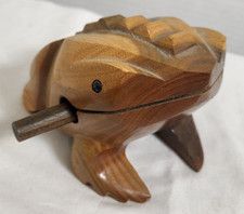 Hand Carved Wooden Brown Croaking Frog Musical Percussion Toy Figure wood vtg
