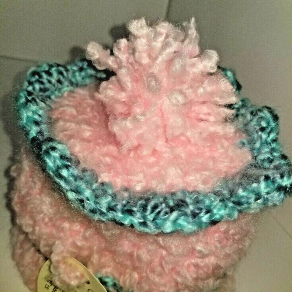 Gorro de ganchillo tejido hecho a mano para bebé 3-6 meses rosa mullido Cupcake Foto 2 de 4