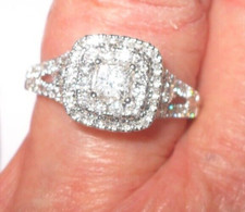 0.85ct Diamond Cluster Ring- 9ct White Gold- size- P (QVC )