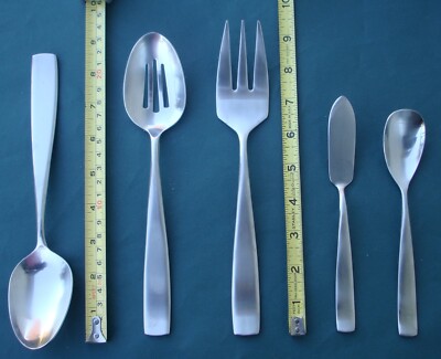 Yamazaki BOLO 5 Serving Pieces   Stainless China Flatware