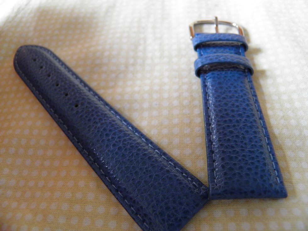 Bracelet veau grainé bleu 22mm pour montre homme élégante