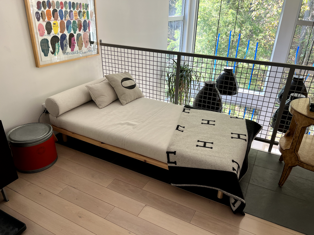 IKEA x VIRGIL ABLOH Day Bed Full set Off White Supreme Kaws IKEA x VIRGIL ABLOH Day Bed Full set Off White Supreme Kaws