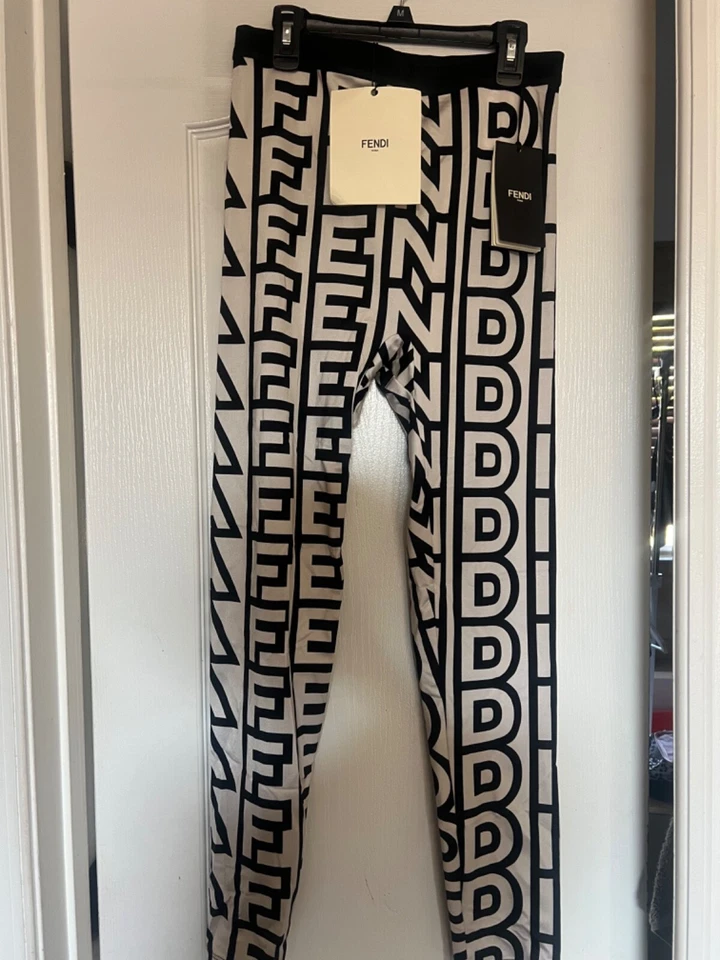 fendi by marc jacobs leggings - Image 2 of 4