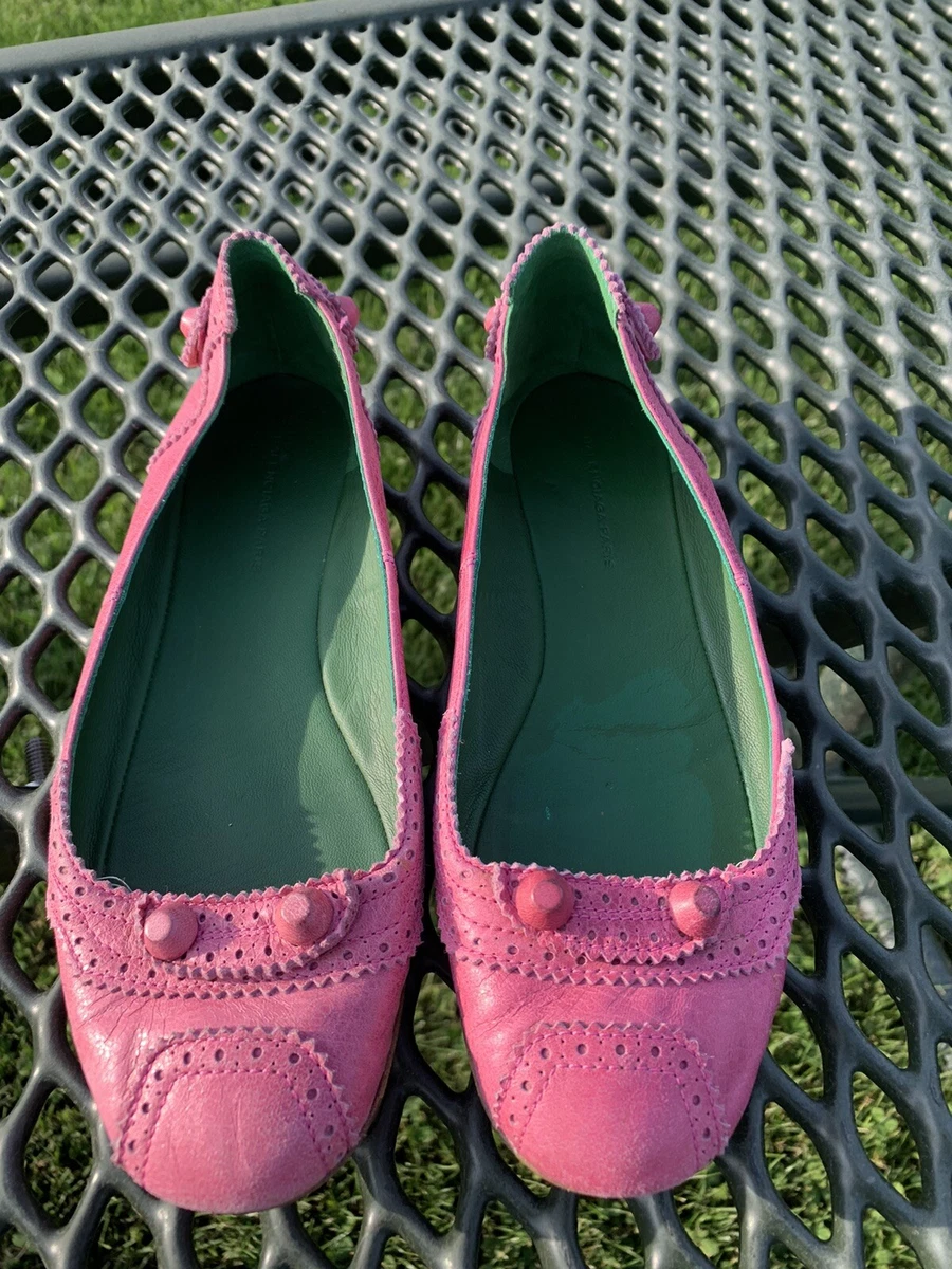 Balenciaga arena hotsell flats