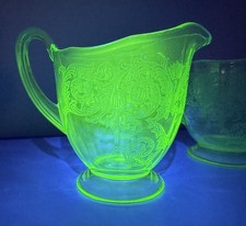 Rare Fostoria Acanthus Green Uranium Etched Depression Glass Cream Sugar Set