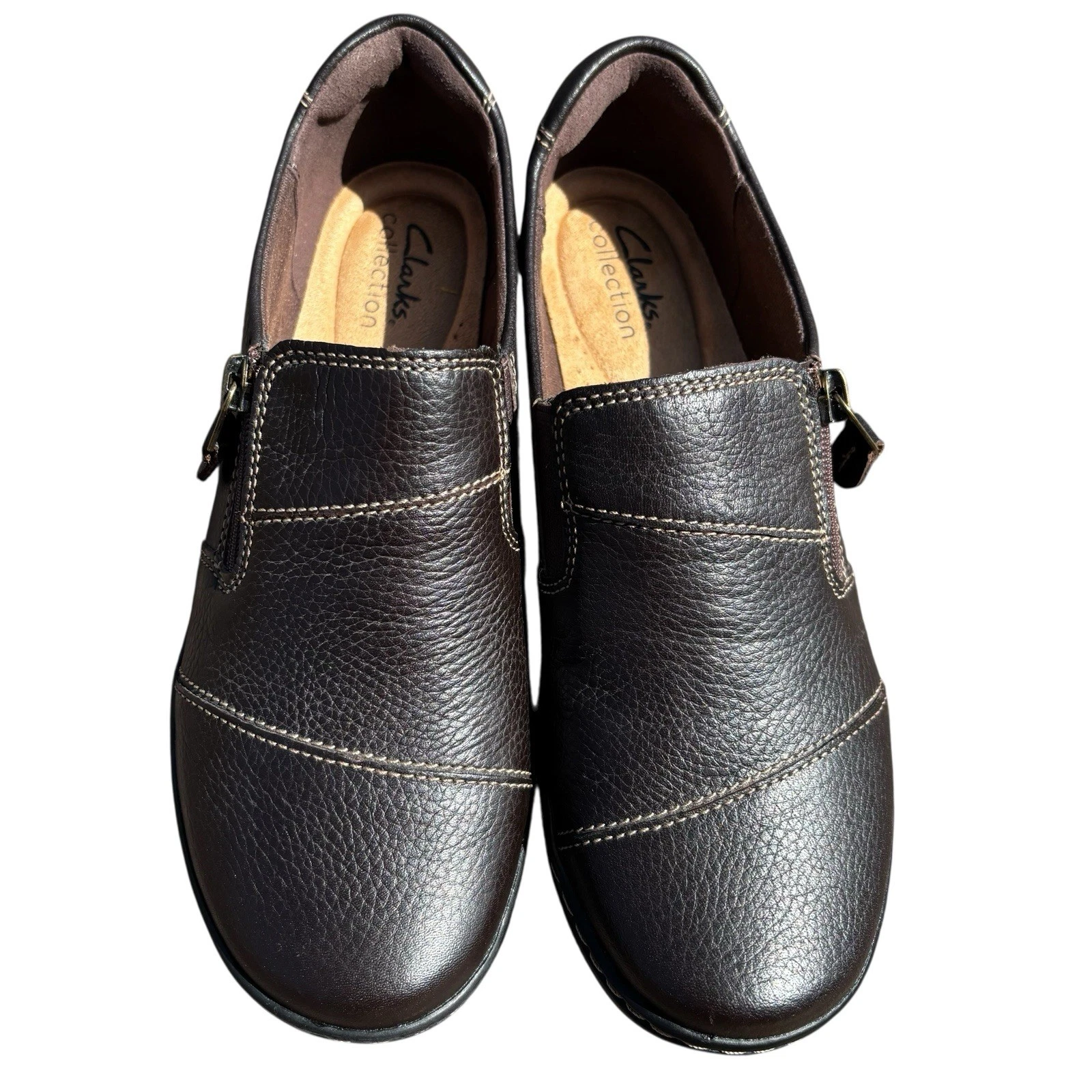 Scarpe mocassini Clarks Cora Harbor con zip da donna taglia 7M in pelle marrone scuro e zip