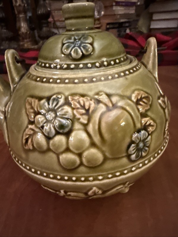Vintage OLIVE GREEN FOOTED TEA POT Fruit Floral Ceramic JAPAN Wire Coil Handle 