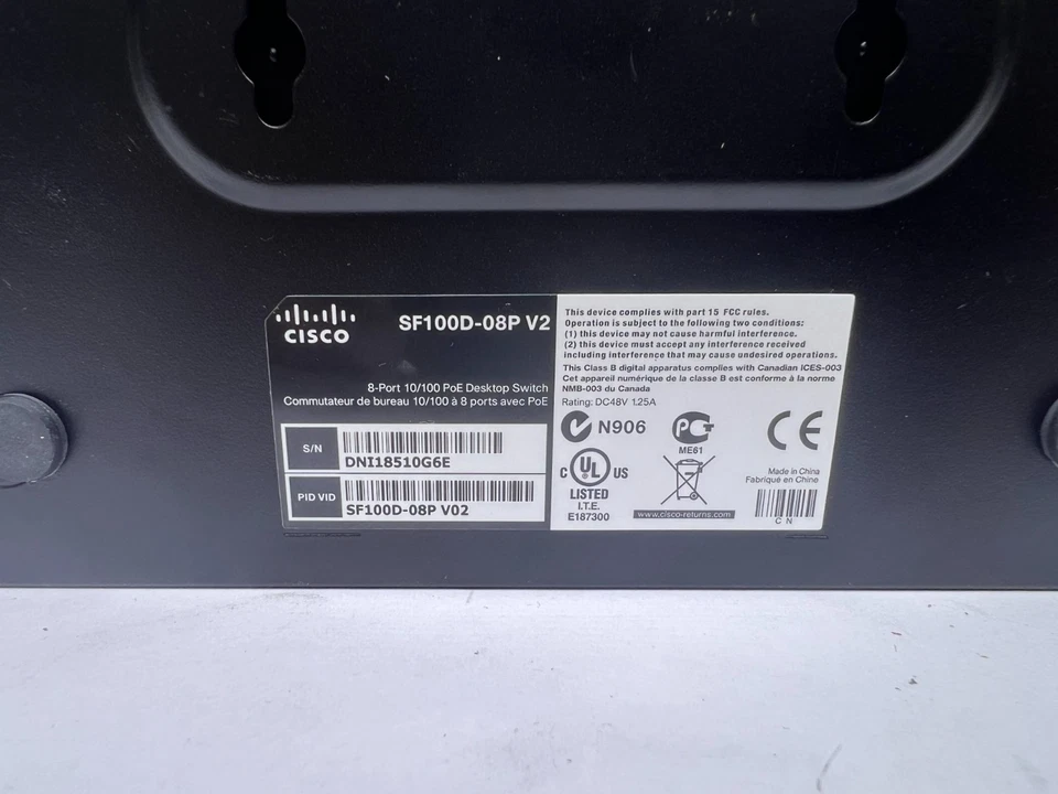 Cisco Small Business SF100D-08P V2 8 Port Unmanaged 10/100 PoE Desktop Switch - Image 2 of 4