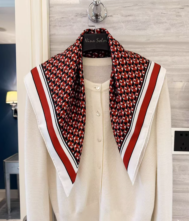 70% Cashmere 30% Silk Double Face Red Print Shawl Wrap Scarf 63x63cm