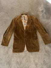 1970S Vintage Corduroy Sport Coat.  Decorative Rayon Lining.  Great Condition.