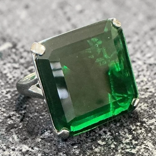 Vintage Sterling Silver Ring With Large Green CZ Stone Size 7.75  Statement