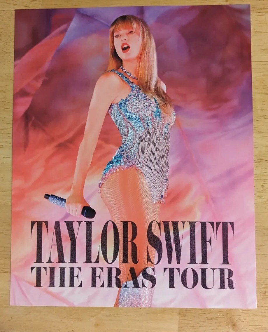 ミュージシャン Taylor Swift 2023 The Eras Tour poster Taylor Swift 2023 Eras Tour 8 x 10” Poster, from Movie Debut