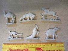 6 Plasttiere, vermutlich Sammeltiere "Ei-Fein"