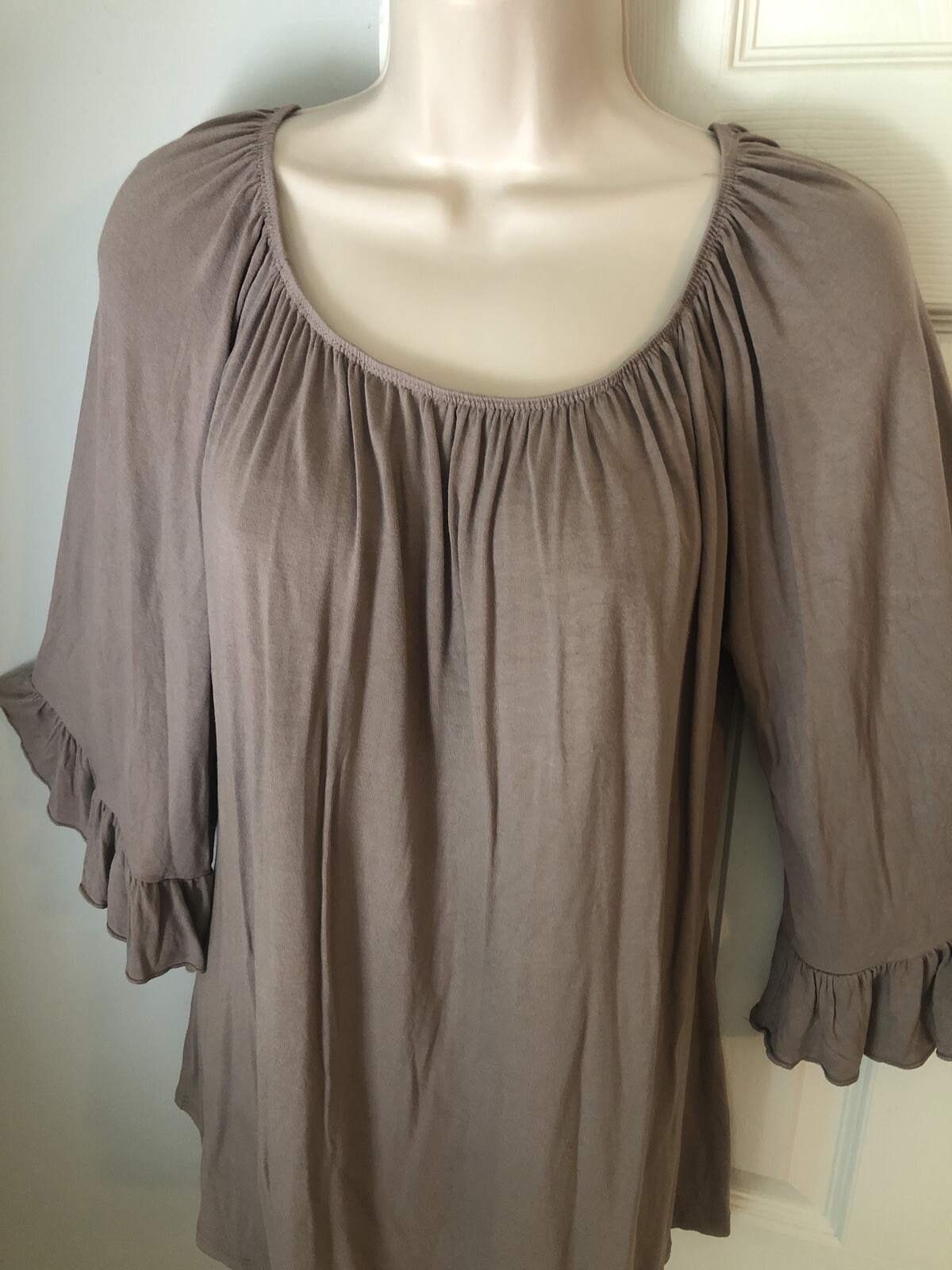 Women’s DRESSIN GAUDY Quarter Sleeve Soft Flowing Tunic Ruffle Bell